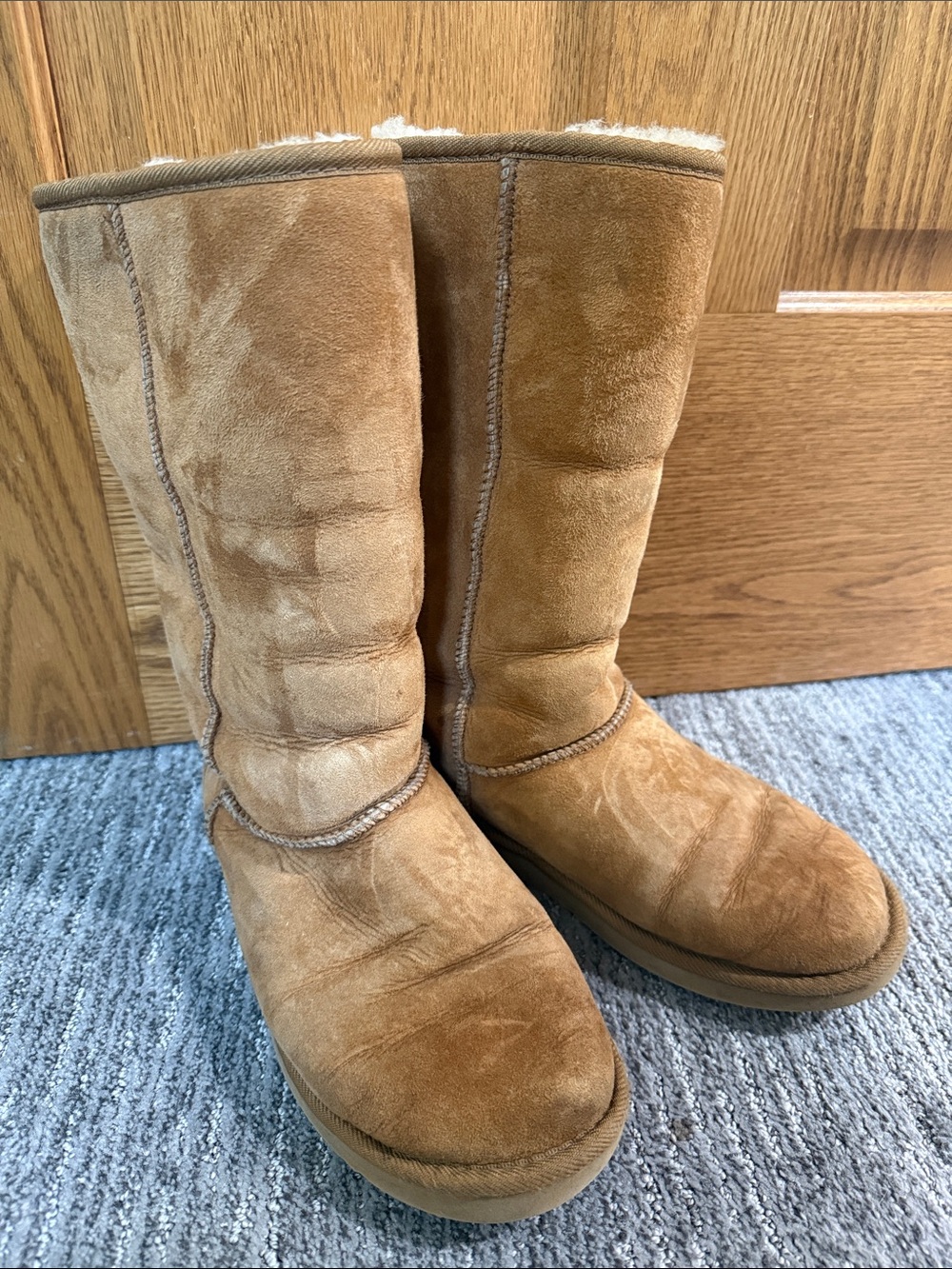 UGG Classic Tall Shearling-Lined Women's Boots - Chestnut Brown